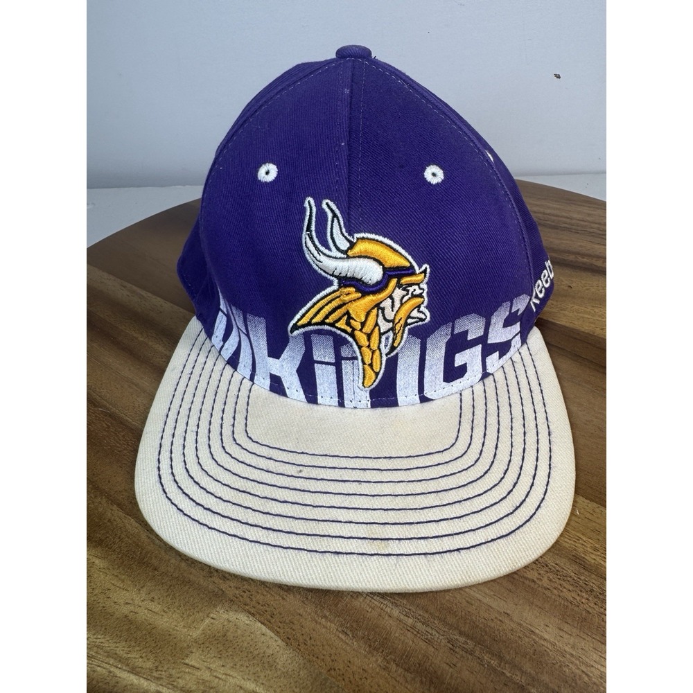 Minnesota Vikings Reebok NFL Onfield Hat Purple L/XL Stretch Fit Cap